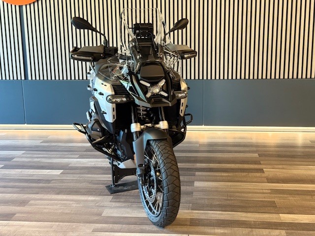 BMW R1300 GS ADVENTURE TRIPLE-BLACK