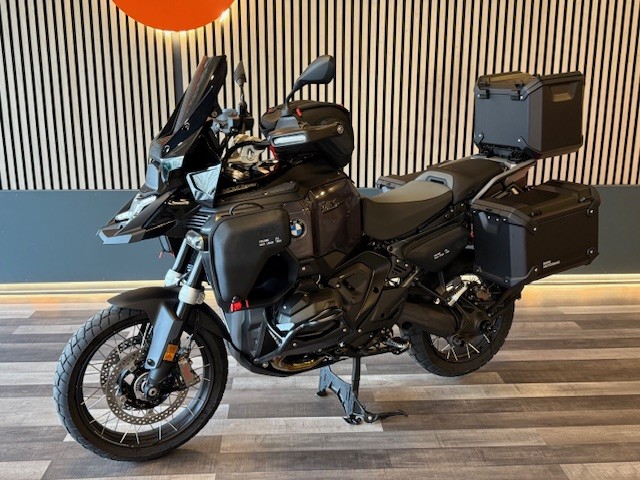 BMW R1300 GS ADVENTURE TRIPLEBLACK