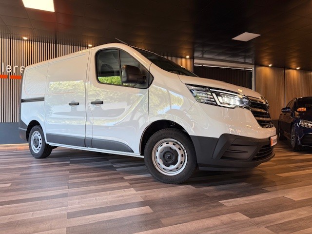 RENAULT TRAFIC FURGON L1H1 2.0Dci 131Cv 