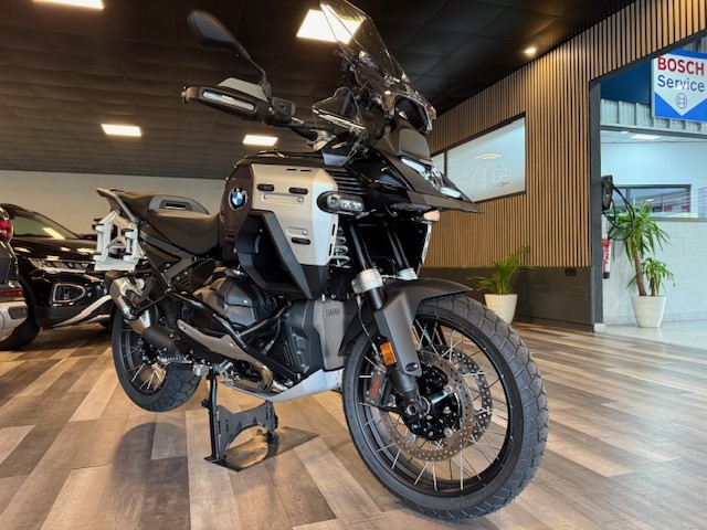 BMW R1300 GS ADVENTURE TRIPLE-BLACK