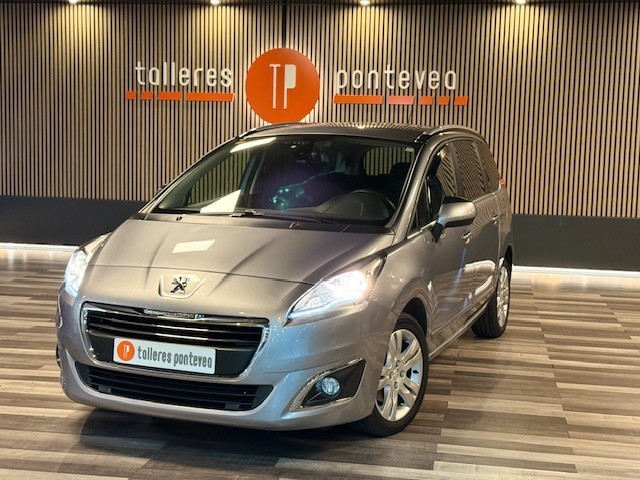 PEUGEOT 5008 1.6 HDI 120CV STYLE 7plazas