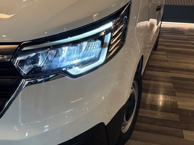 RENAULT TRAFIC FURGON L1H1 2.0CDI 131CV 