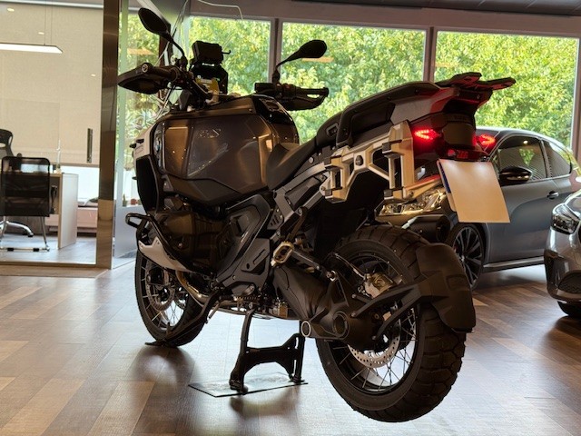 BMW R1300 GS ADVENTURE TRIPLE-BLACK