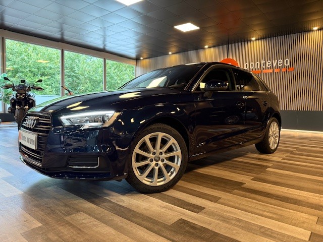 AUDI A3 SPORTBACK  DESING EDITION 1.6 TDI 115CV S-TRONIC 