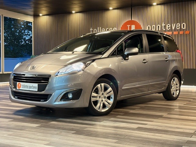 PEUGEOT 5008 1.6 HDI 120CV STYLE 7plazas