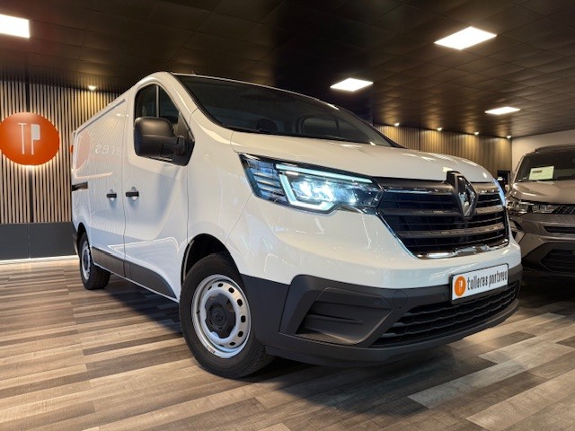 Renault Trafic Furgon L1H1 2.0DcI 131cv