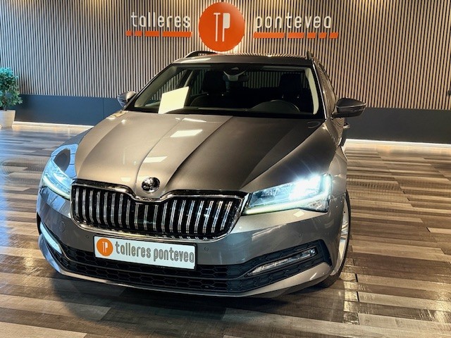 SKODA SUPERB COMBI 2.0TDI 150CV AUto.