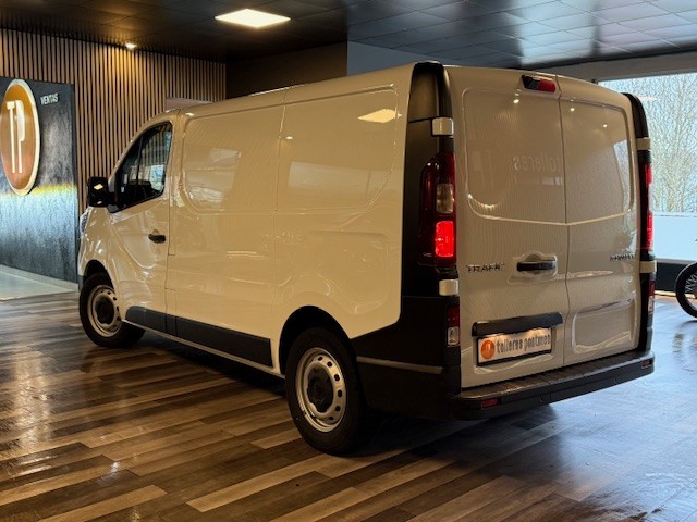 RENAULT TRAFIC FURGON L1H1 2.0CDI 131CV 