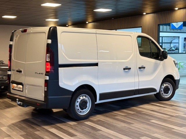 Renault Trafic Furgon L1H1 2.0DcI 131cv