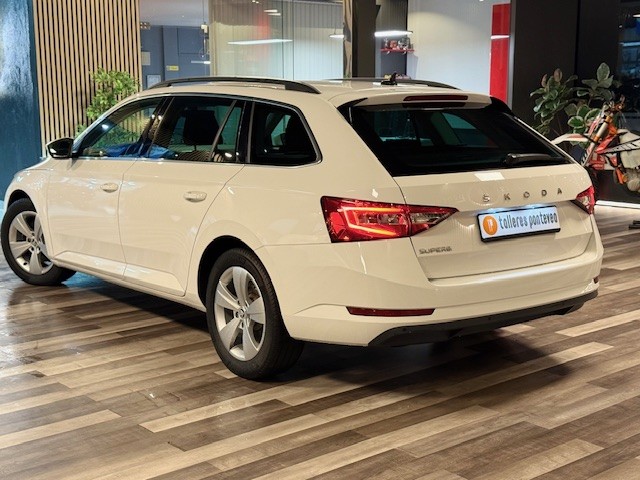 SKODA SUPERB 2.0 TDI 150CV AMBITION 