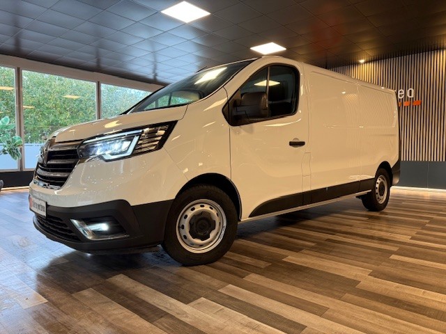 RENAULT TRAFIC FUR L2H1 2.0Dci 131CV 