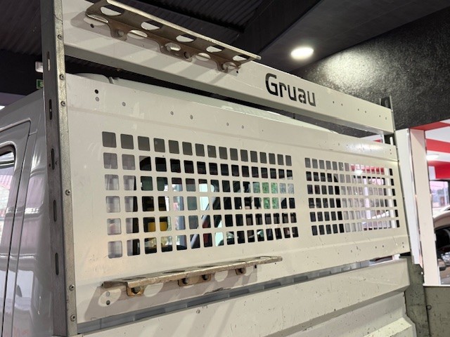 RENAULT MASTER CAJA CAMION L2 BASCULANTE 3.500KG 2.3DCI 130CV