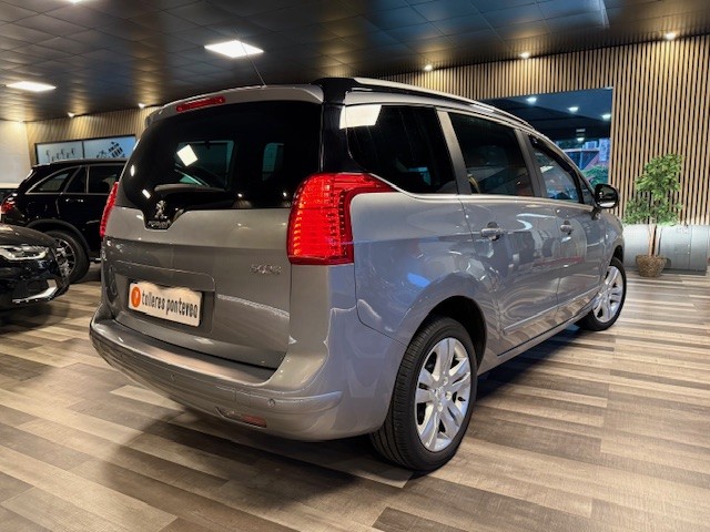 PEUGEOT 5008 1.6 HDI 120CV STYLE 7plazas