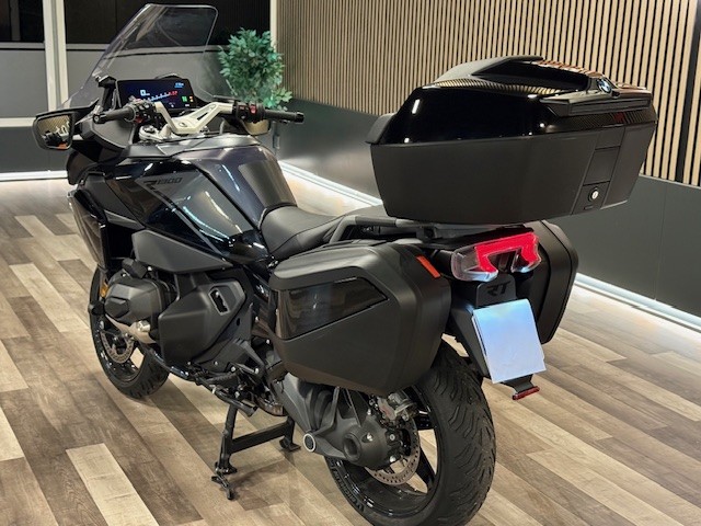 BMW R 1300 RT 146CV