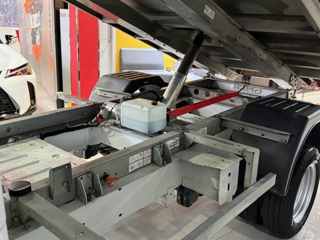 RENAULT MASTER CAJA CAMION L2 BASCULANTE 3.500KG 2.3DCI 130CV