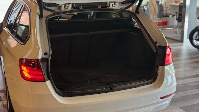 BMW 318D TOURING 2.0D 142CV 