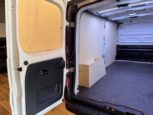 RENAULT TRAFIC FG L2H1 2.0DCi 110CV