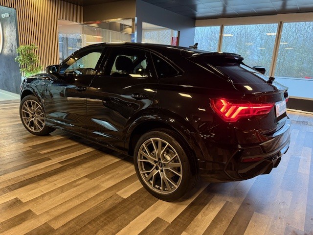 AUDI Q3 SPORTBACK 45 TFSI E STRONIC  1.4 TFSI 245CV HYBRID-ENCHUFABLE 