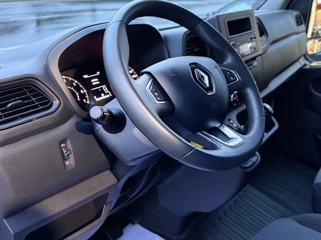 RENAULT MASTER FURGON L1H2 2.3 DCI 135CV 