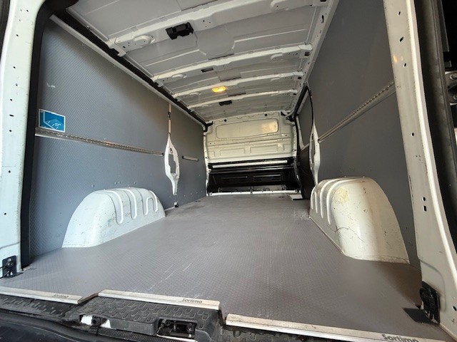 RENAULT TRAFIC FURGO l2h1 2.0Dci 131CV 