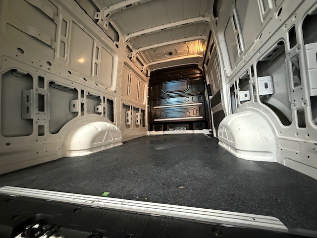 VOLKSWAGEN CRAFTER 35 FG L2H2  2.0TDI 140CV 