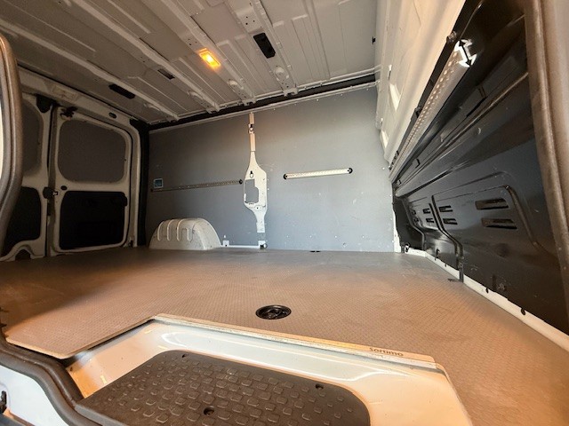 RENAULT TRAFIC FURGO l2h1 2.0Dci 131CV 