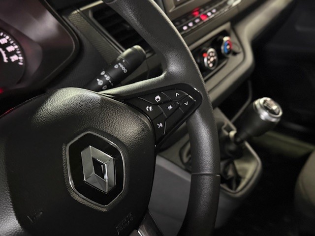 RENAULT TRAFIC FURGON L2H1 2.0Dci 110CV 