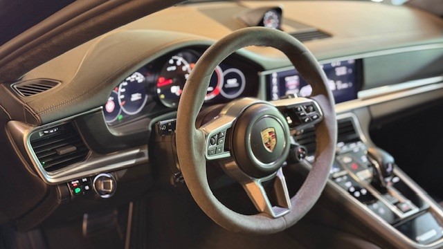 PORSCHE PANAMERA GTS SPORT TURISMO 4.0i 460CV
