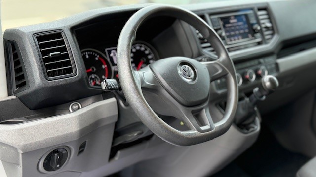 VW CRAFTER FG 35  L2H1 2.0TDI 140CV 