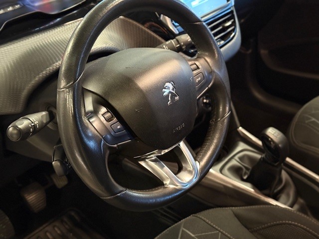 PEUGEOT 2008 1.6HDI 100CV 