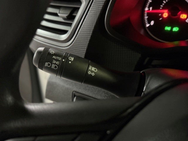 RENAULT TRAFIC FURGON L2H1 2.0Dci 110CV 