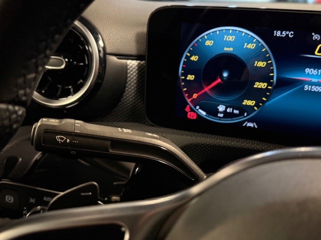 MERCEDES CLASE A 200 SEDAN 7G-DCT 163CV PROGRESSIVE