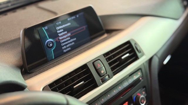 BMW 318D TOURING 2.0D 142CV 