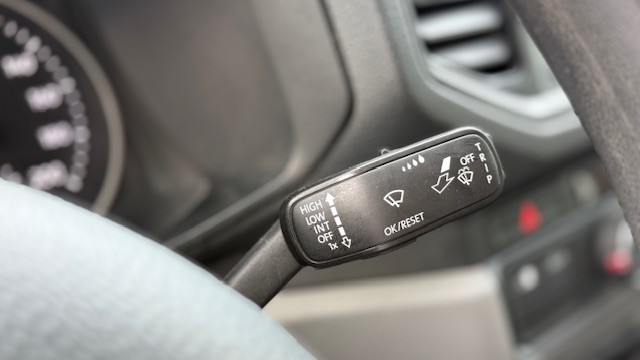 VW CRAFTER FG 35  L2H1 2.0TDI 140CV 