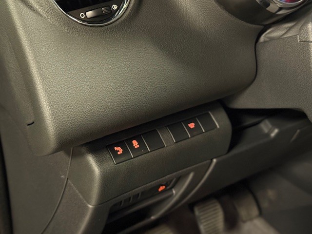 PEUGEOT 5008 1.6 HDI 120CV STYLE 7plazas