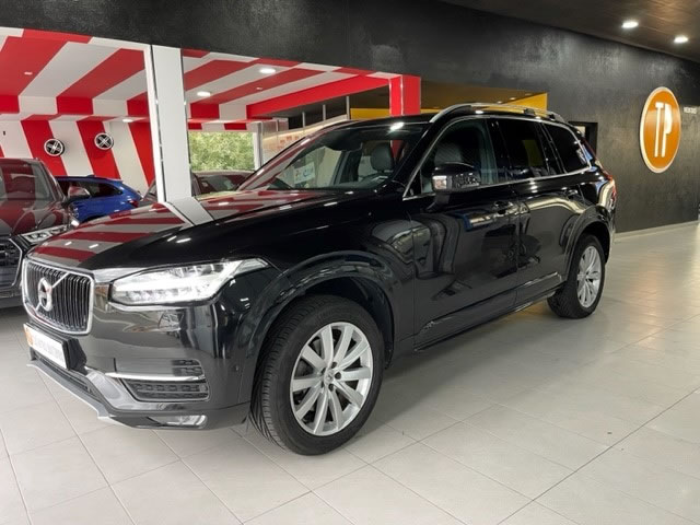 VOLVO XC90 D5 2.0D 235CV AWD MOMENTUM