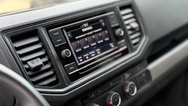 VW CRAFTER FG 35  L2H1 2.0TDI 140CV 