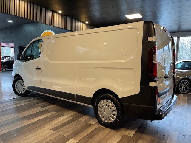 ReNAULT TrAFIC Fg l2h1 2.0 dci 120 cv