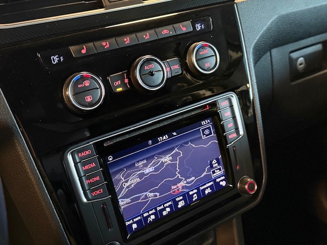 VW CADDY COMBI 2.0TDI 150CV DSG HIGHLINE