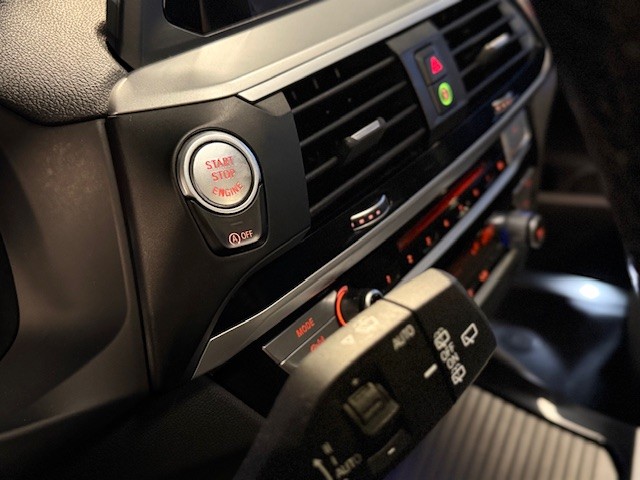 BMW X3 XDrive 30i 2.0i 251CV