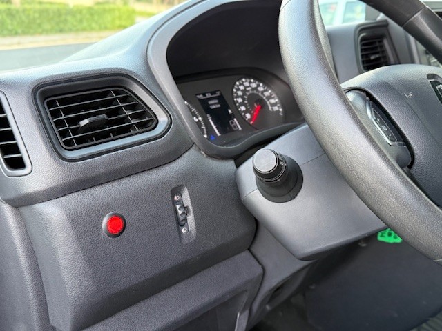 RENAULT MASTER CAJA CAMION L2 BASCULANTE 3.500KG 2.3DCI 130CV