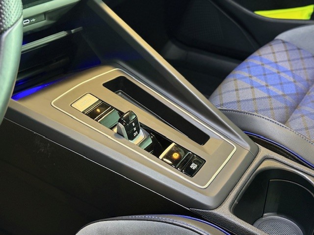 VOLKSWAGEN GOLF  R   2.0TFSI 320CV DSG