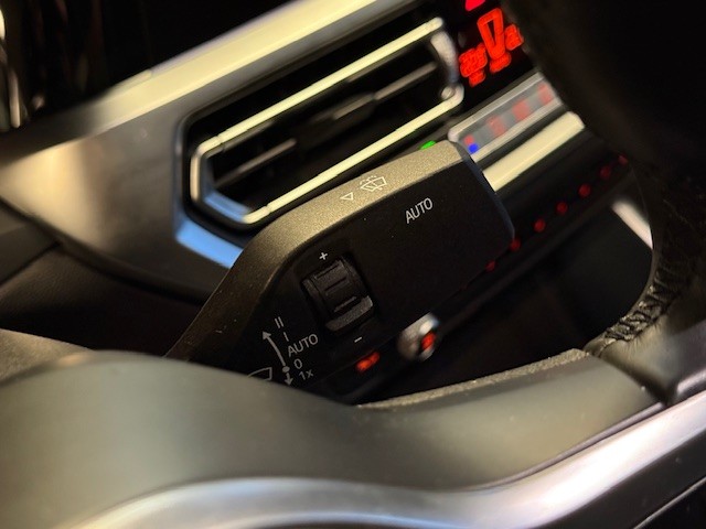 BMW SERIE 3 320i 184CV AUTO 