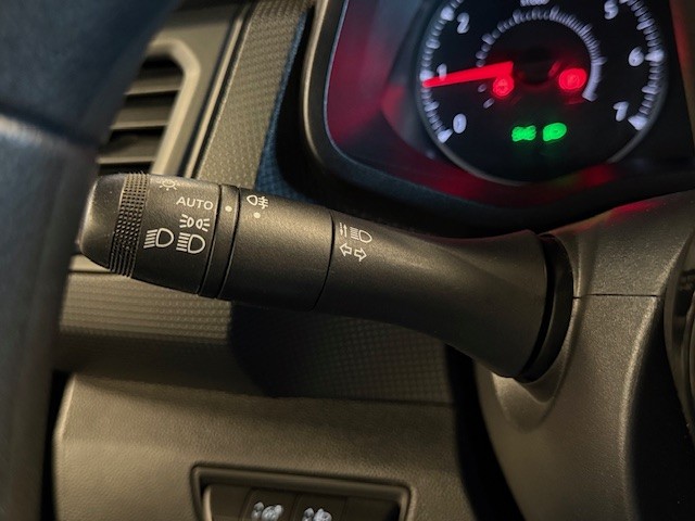 RENAULT TRAFIC FURGO l2h1 2.0Dci 131CV 