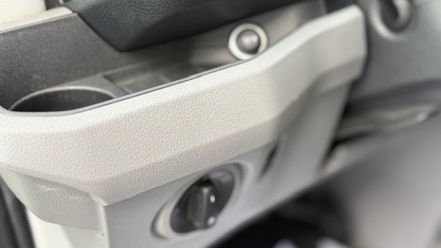 VW CRAFTER FG 35  L2H1 2.0TDI 140CV 