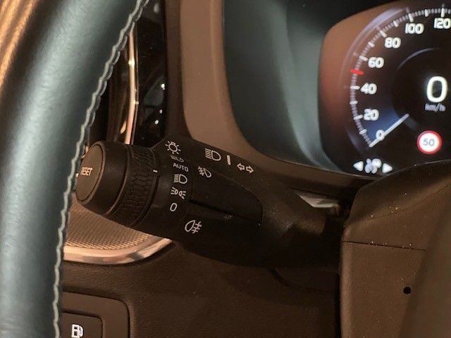 VOLVO XC60 2.0i T6 340CV AWD HIBRIDO/ENCHUFABLE  R-DESING