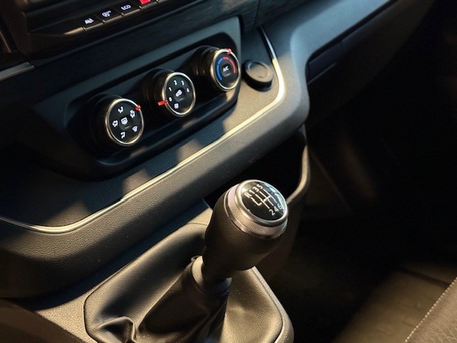 RENAULT TRAFIC FURGON L2H1 2.0D 131Cv