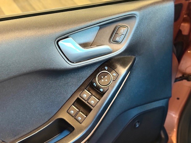 FORD FIESTA 1.0 ecoBosst 125CV TITANIUM