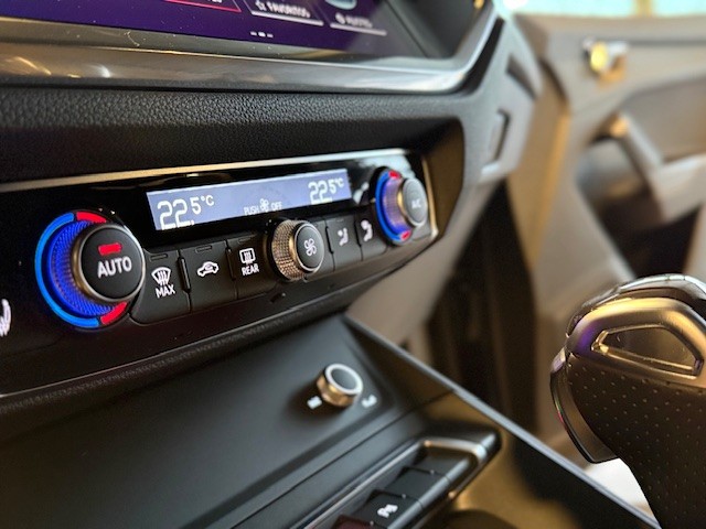 AUDI Q3 SPORTBACK 45 TFSI E STRONIC  1.4 TFSI 245CV HYBRID-ENCHUFABLE 