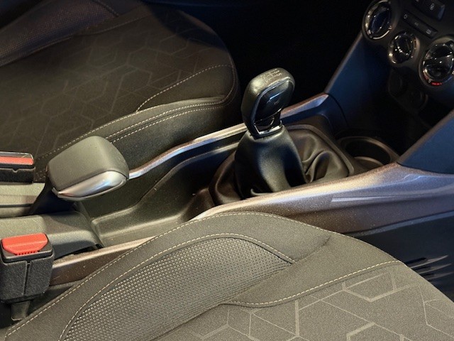 PEUGEOT 2008 1.6HDI 100CV 